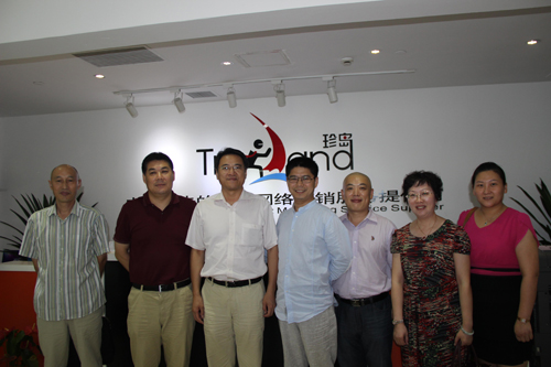 虹口區科委劉書記到訪珍島營銷