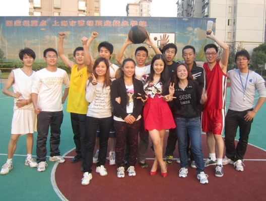 雪狼隊合影留念 雪狼隊合影留念