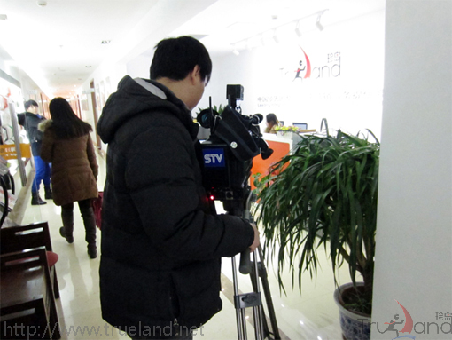 上海電視臺采訪組拍攝 上海電視臺采訪組拍攝